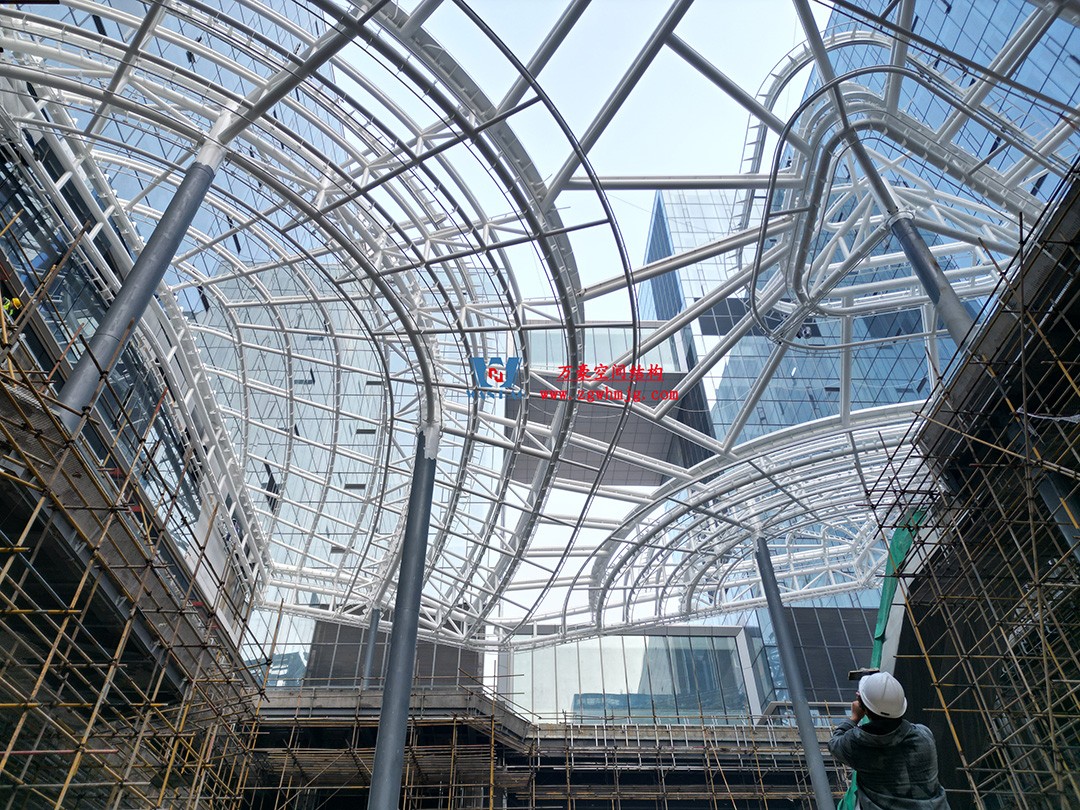 恭喜|杭州博多森谷ETFE气枕连廊天幕顺利完工