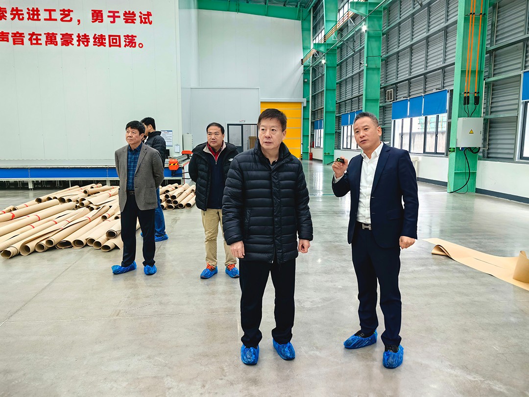 中国钢结构协会空间结构分会领导专家一行莅临萬豪考察指导工作 中国钢结构协会空间结构分会领导专家一行莅临萬豪考察指导工作