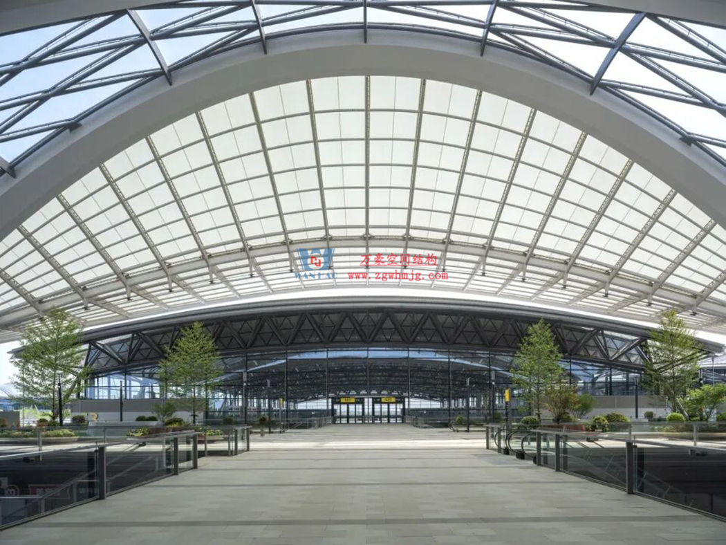 中原会展二期竣工！浙江萬豪集团助力打造城市巨型天幕