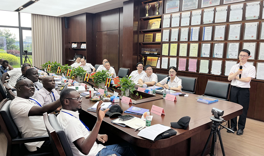 跨越山海,聚力共赢|乌干达曼德拉国家体育场贵宾团莅临浙江萬豪集团考察指导 跨越山海,聚力共赢|乌干达曼德拉国家体育场贵宾团莅临浙江萬豪集团考察指导