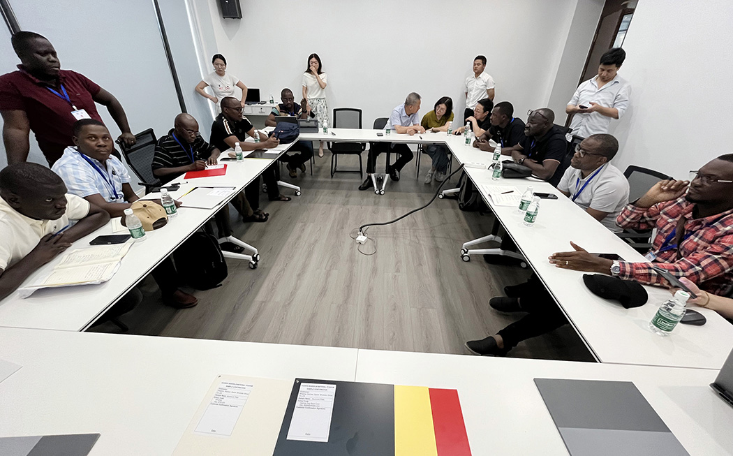 跨越山海,聚力共赢|乌干达曼德拉国家体育场贵宾团莅临浙江萬豪集团考察指导 跨越山海,聚力共赢|乌干达曼德拉国家体育场贵宾团莅临浙江萬豪集团考察指导